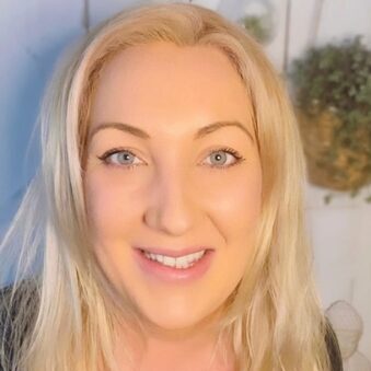 Natalie Zieger-Deine Begleiterin durch das Human Design